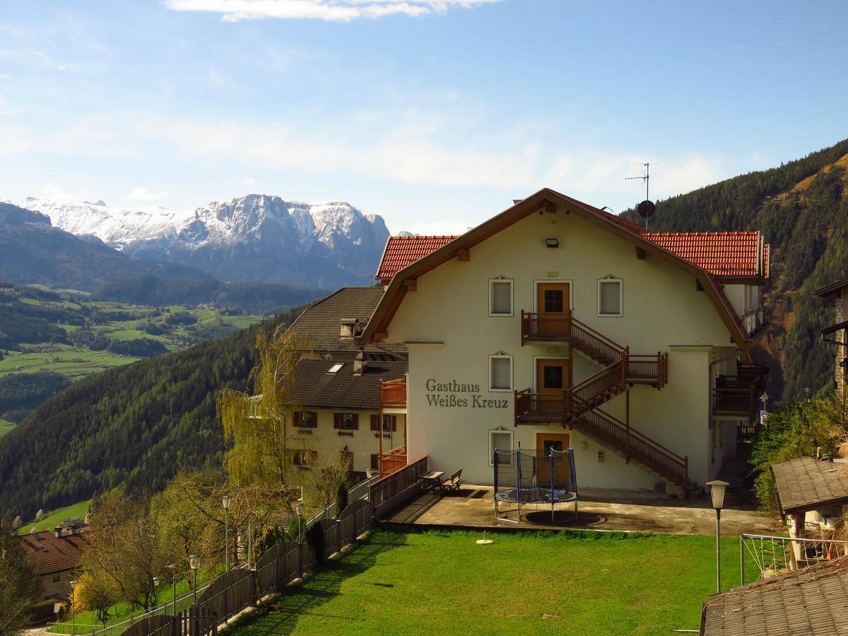 Gasthaus Zum Weissen Kreuz Lazfons Dış mekan fotoğraf